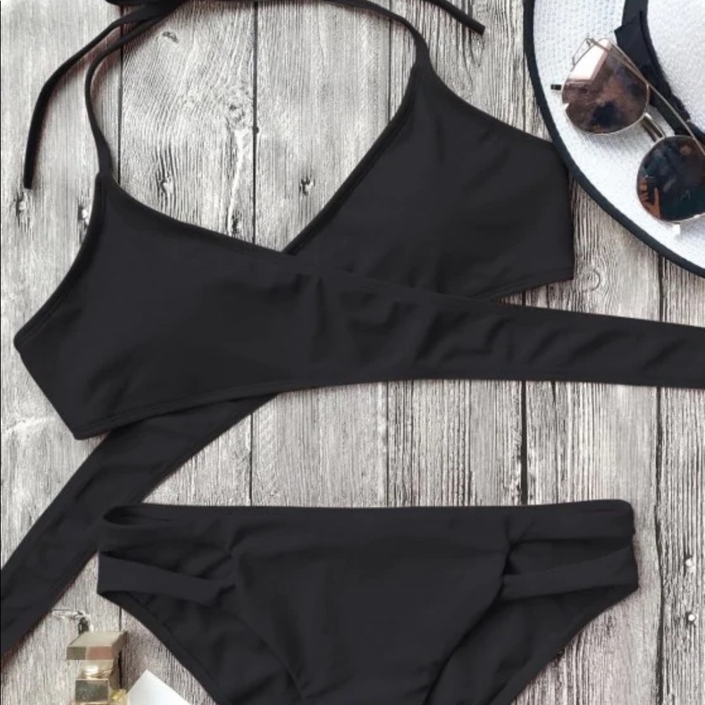 Black bikini from ZAFUL never worn